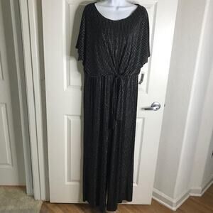 Dressbarn Women's Stretch Knit Jumpsuit Black/Silver Pinstripe NEW ~ Size XL